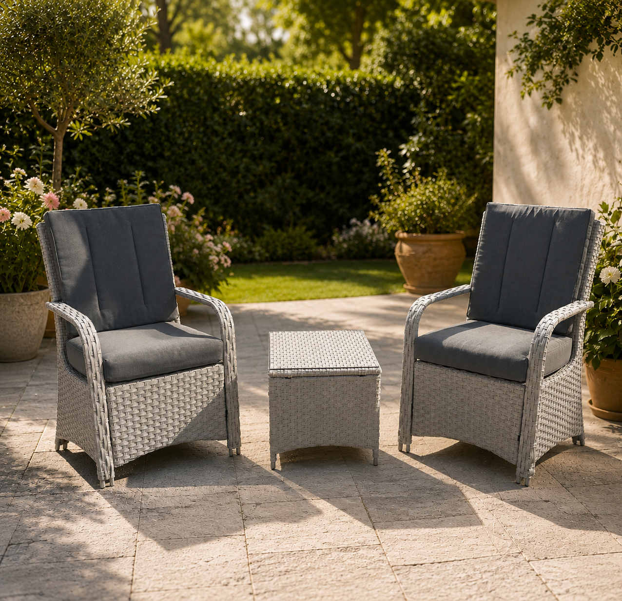 Hugo Wicker Rattan Natural Bistro Set